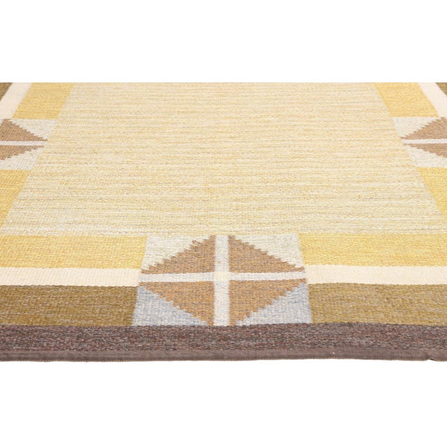 Märta Måås-Fjetterström Vintage Swedish Rollakan Rug, 05'05 X 08'01 For Sale - Image 4 of 10