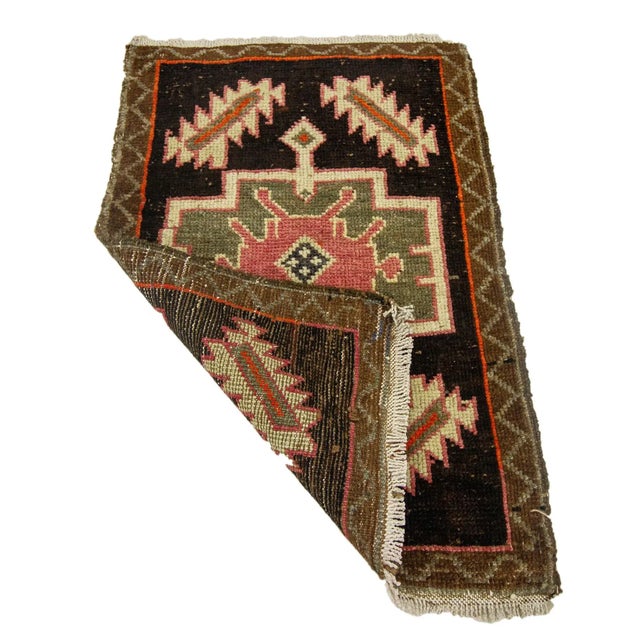 Mid-Century Modern Vintage Mid Century Rug For Sale - Image 3 of 4