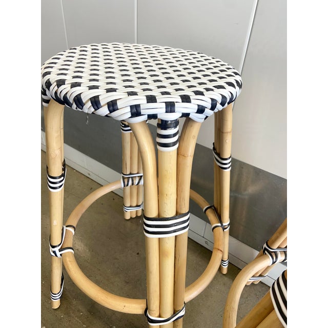 French Bistro Style Counter Height Bar Stools in White and Black a
