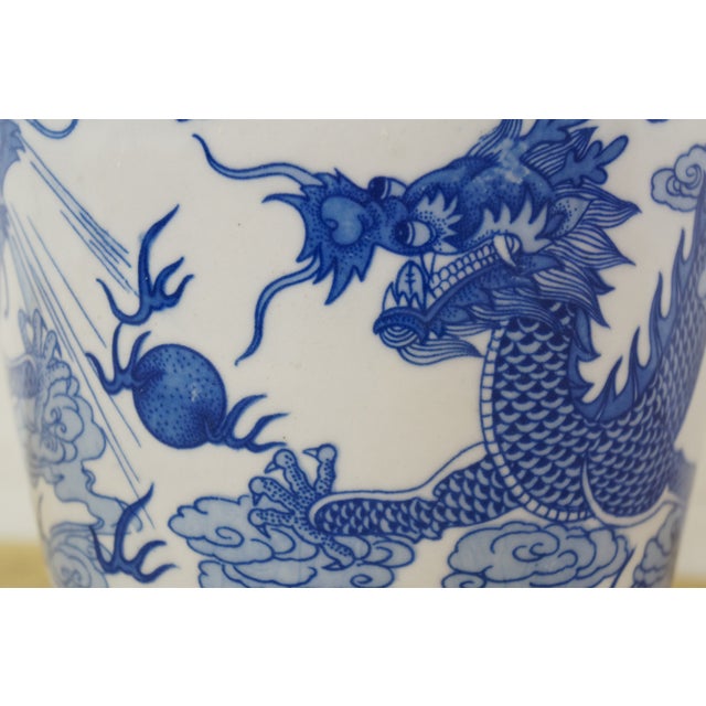 Chinese Chinoiserie Blue & White Porcelain Dragon Ginger Jar Mantel Vase Urn 11" For Sale - Image 11 of 14