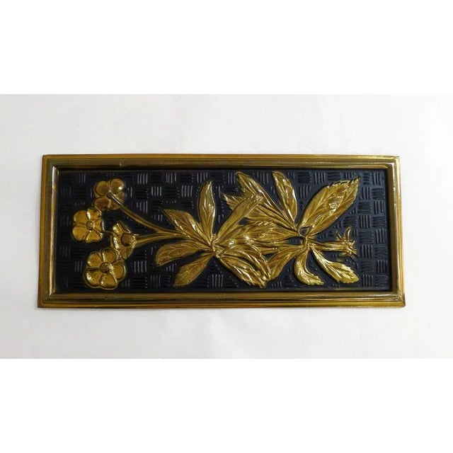 Decorative Wall Plates with Floral Motif in Black & Gold Metal from Elpec England, 1960s, Set of 2 For Sale - Image 9 of 11