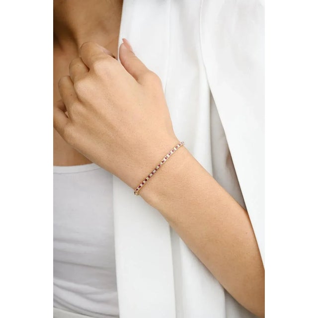 18k Yellow Gold 1.7ct Ruby Diamond Modern Tennis Bracelet for Women For Sale - Image 4 of 12