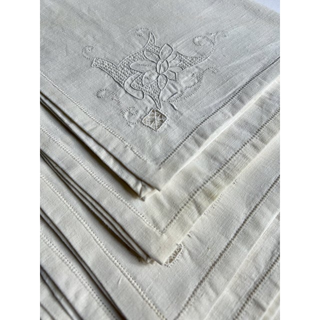 Off-white Set of 6 Mid 20th Century Off White Linen & Cotton Dining Napkins With Cut Work For Sale - Image 8 of 16