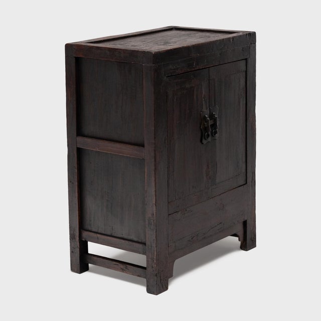 Early 20th Century Chinese Lacquered Locking Cabinet, C. 1900 For Sale - Image 5 of 7
