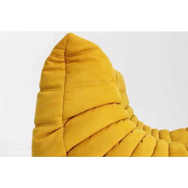 Togo 1-Seater Armchair by Michel Ducaroy, Alcantara, Ligne Roset, 2018 For Sale - Image 10 of 14