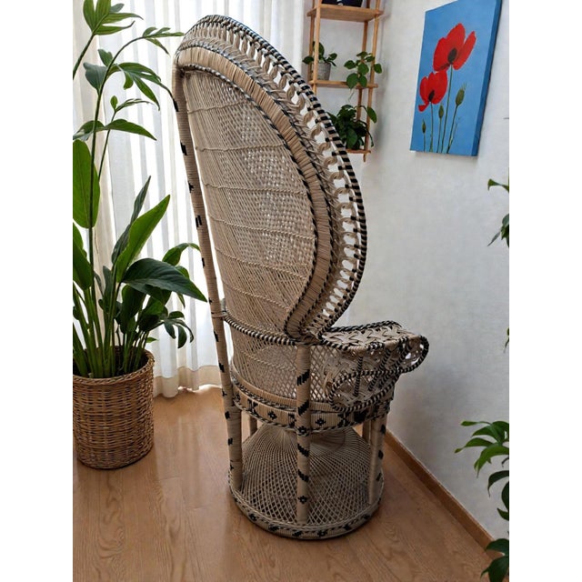 Mid-Century Modern Set of Large Mid-Century Wicker Rattan Peacock Chair and Ottoman, 1970s For Sale - Image 3 of 18