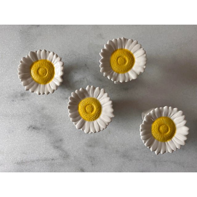 Vintage Glass Daisy Flower Napkin Rings - Set of 4 For Sale In Austin - Image 6 of 9