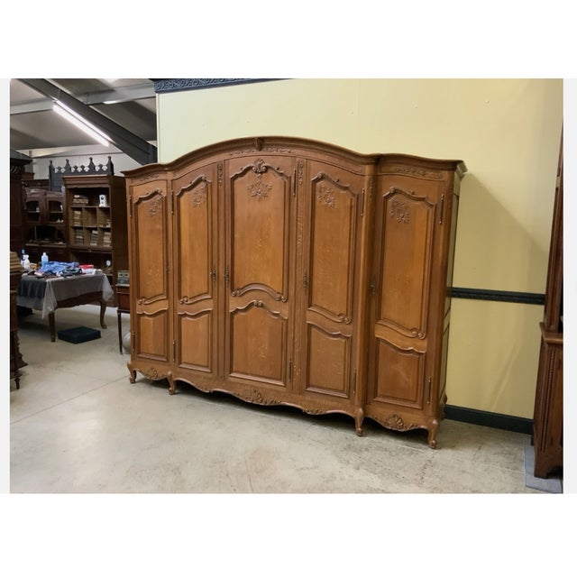 Age: circa 1955 Wood type: solid oak Condition: very good, meticulously maintained, ready-to-use original condition (minor...