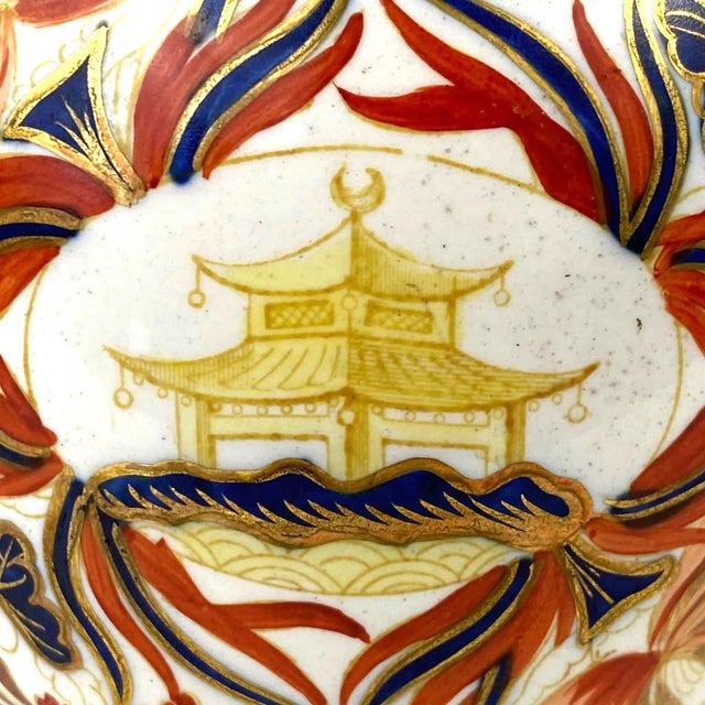 19th Century English Porcelain Chinoiserie Imari Teapot With Pagoda Reserves For Sale In Philadelphia - Image 6 of 9
