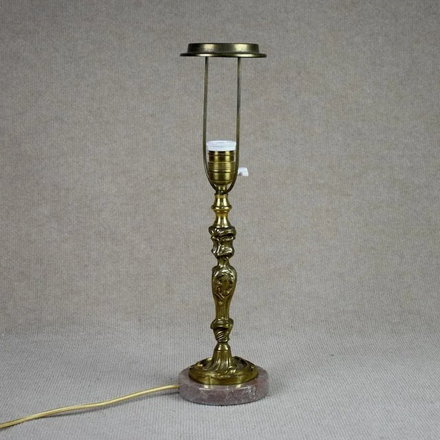 Total high 47 cm. and the marble base ø 12.5 cm. Sold without shade. European Plug (up to 250V).The wiring of this item...