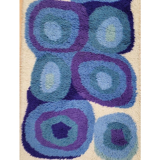 Mid-Century Modern Dutch Rug from Desso, 1970s, in Good conditions. Designed 1970 to 1979 I have official proof of...