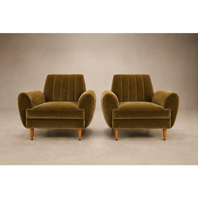 1960s Pair of Brazilian Modern Armchairs in Pau Marfim and Olive Mohair, Brazil, 1960s For Sale - Image 5 of 18
