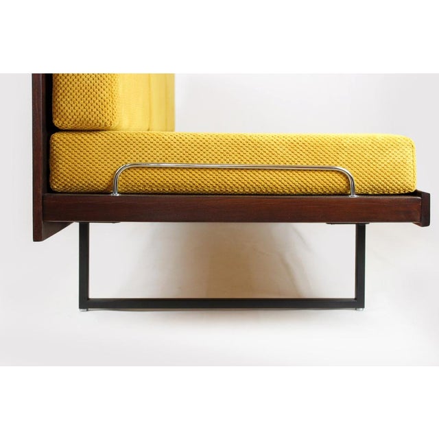 Sofa from Interier Praha, Former Czechoslovakia, 1960s For Sale - Image 16 of 18