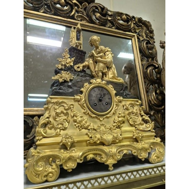 19th Century Clock in Gilt and Bronze For Sale - Image 3 of 5