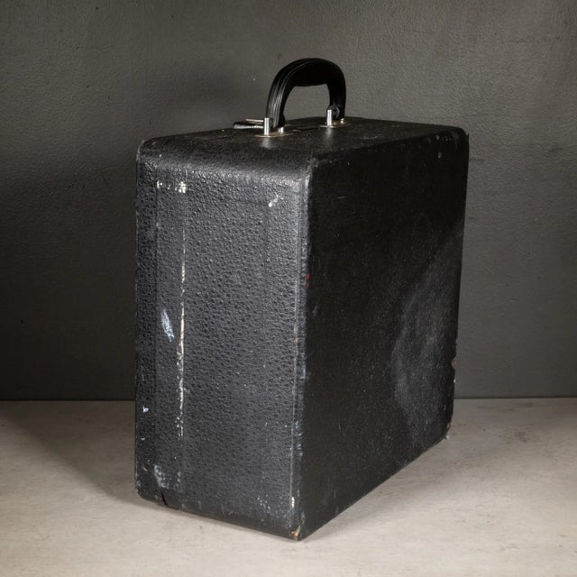 Metal Antique Royal Aristocrat Typewriter c.1939 For Sale - Image 7 of 10