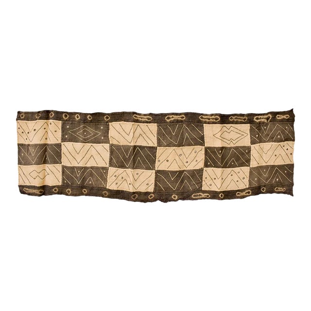 Early 20th Century Kuba Handwoven Embroidered Raffia Textile 43 x 13 Inch For Sale
