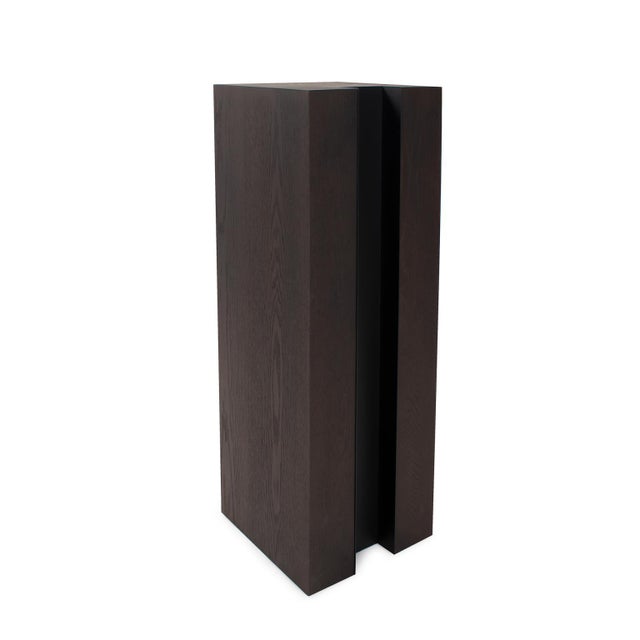 The Bertoia display pedestals creates the perfect stage for a special presentation of art or memorabilia. The simple...