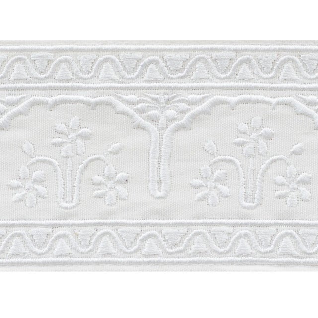 Contemporary Schumacher Nikola Tape Trim in Ivory For Sale - Image 3 of 4