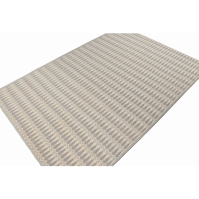 Rug & Kilim Rug & Kilim’s Zilu Style Kilim in White With Gray Floral Pattern For Sale - Image 4 of 7