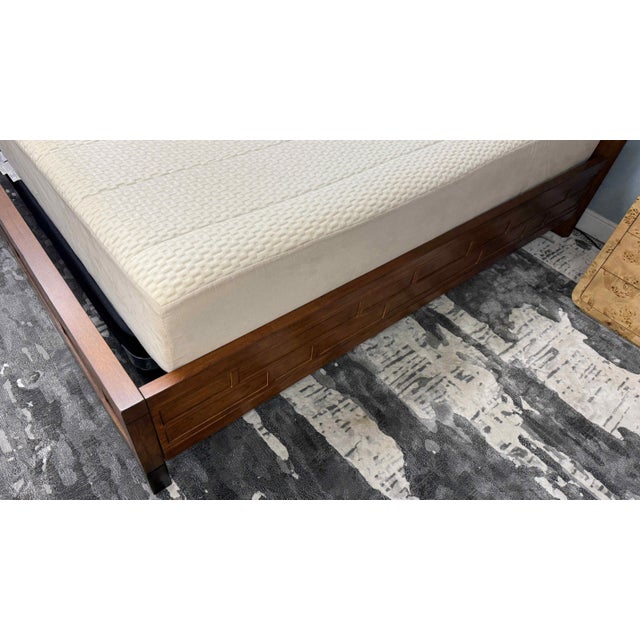 Lexington Tommy Bahama Ocean Club Paradise Point King Size Bedframe For Sale - Image 9 of 10