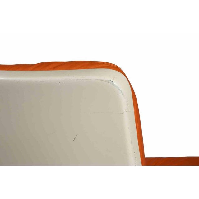 1970s Artifort F976 Chair in Orange Leather by Geoffrey Harcourt, Italy, 1970s For Sale - Image 5 of 9