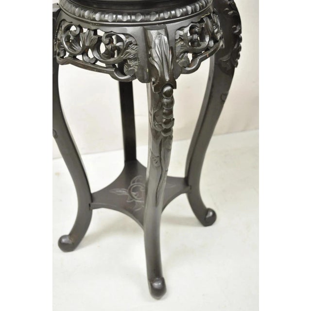 Early 20th Century Japanese Carved Wood Black Ebonized 29" Plant Stand Side Table Lacquer Top For Sale - Image 4 of 9