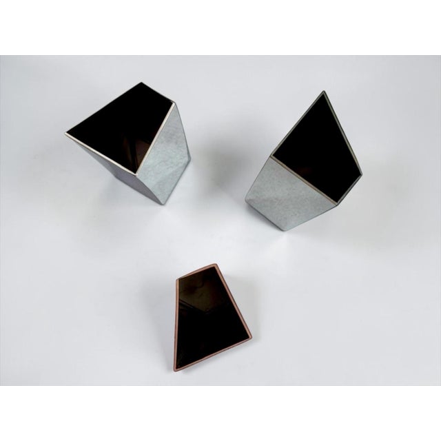 Sculptural Triptych Crevasse Vases by Zaha Hadid for Officina Alessi, 2005, Set of 3 For Sale - Image 6 of 15
