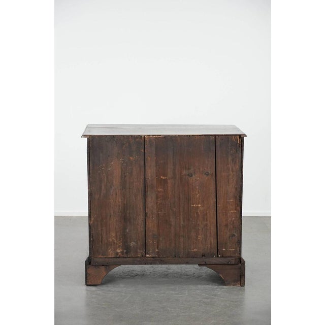 Antique English Oak Chest of Drawers, 18th Century For Sale - Image 5 of 17