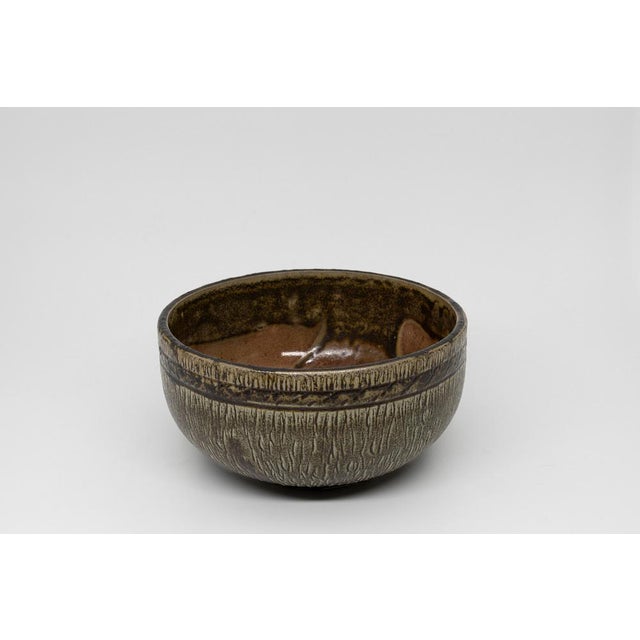 Mid-Century Modern Wabi-Sabi Bowl in Ceramic, in Flawless conditions. Designed 1960 to 1969