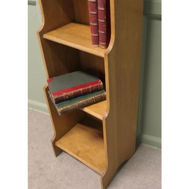 1900 - 1909 Arts and Crafts Slim Golden Oak Bookcase, 1900 For Sale - Image 5 of 7
