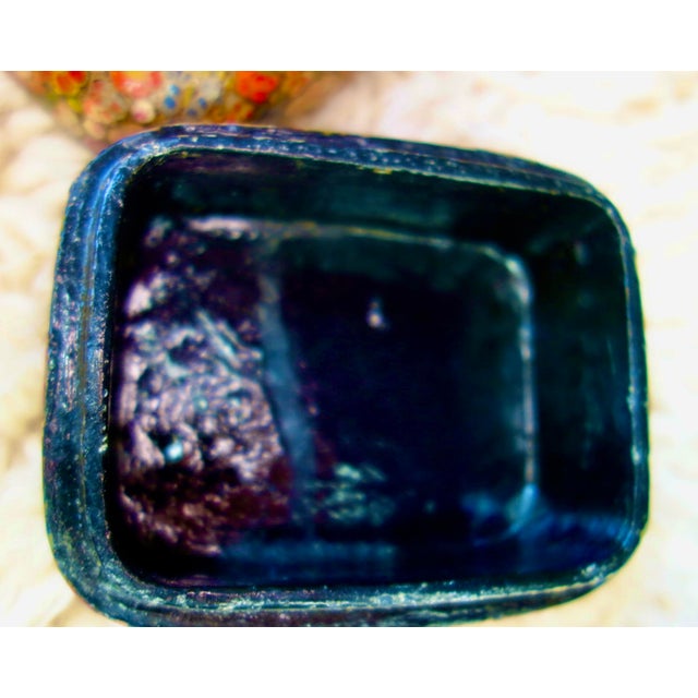 1950s 1950s Lacquered Floral Trinket Box, Kashmir For Sale - Image 5 of 5