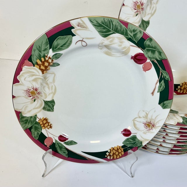 1990s Late 20th Century Vintage Coastal Boho Chic Magnolia Christmas Dinner Plates - Set of 12 For Sale - Image 5 of 11