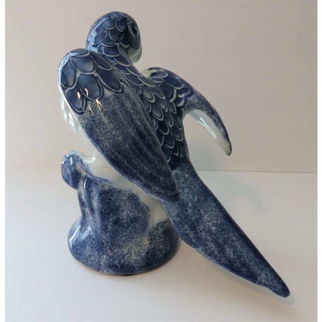 Vintage Blue and White Chinoiserie Parrot Figurine For Sale In Dallas - Image 6 of 9