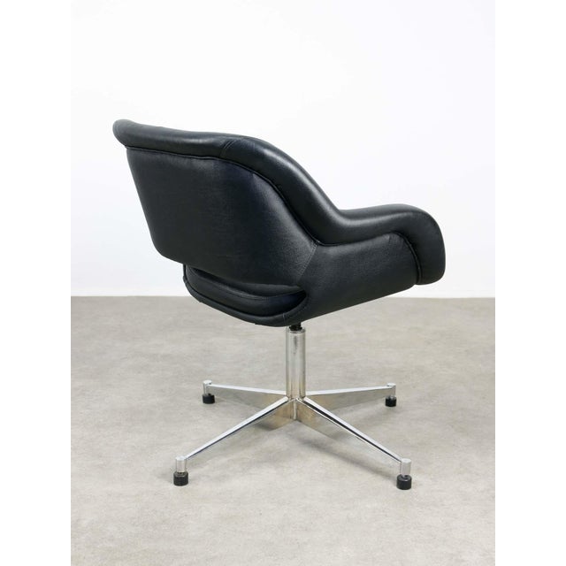 Vintage Italian Black Leatherette and Chrome Swivel Chair, 1970s For Sale - Image 4 of 18