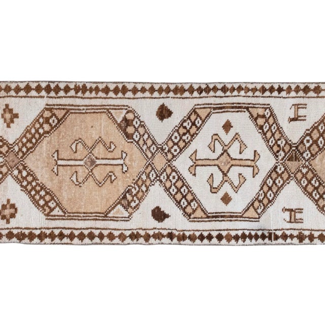 Natural White Herki Turkish Hand-Knotted Runner 2'9" X 11'6" For Sale - Image 4 of 13