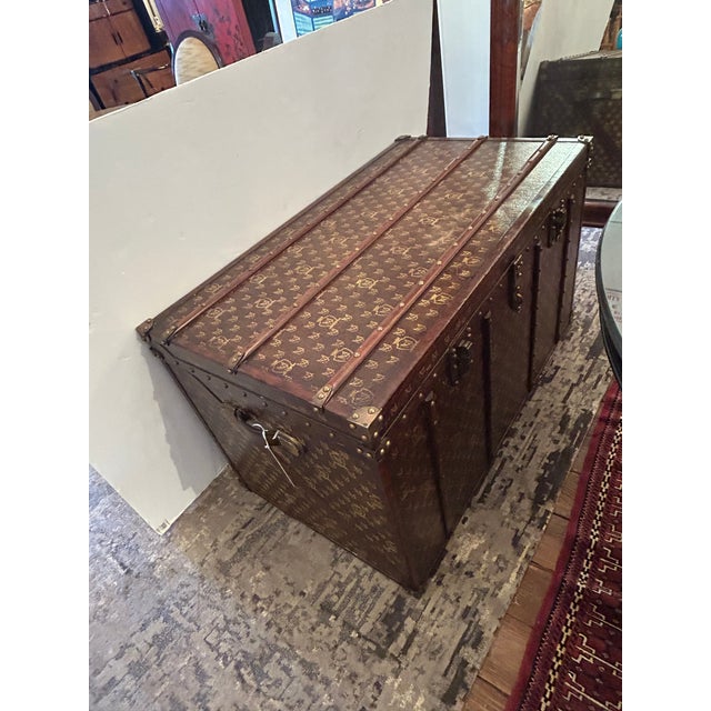 Large Leather Wrapped Maitland Smith Trunk With Wooden Mounts For Sale - Image 13 of 16