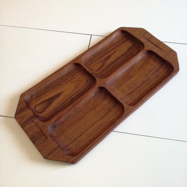 Brown Rectangular Serving Tray in Teak For Sale - Image 8 of 8