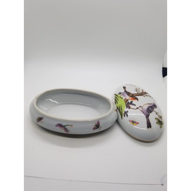 Chinese Vintage Hua Ping Tang Zhi Porcelain Chinese Trinket Box For Sale - Image 3 of 5