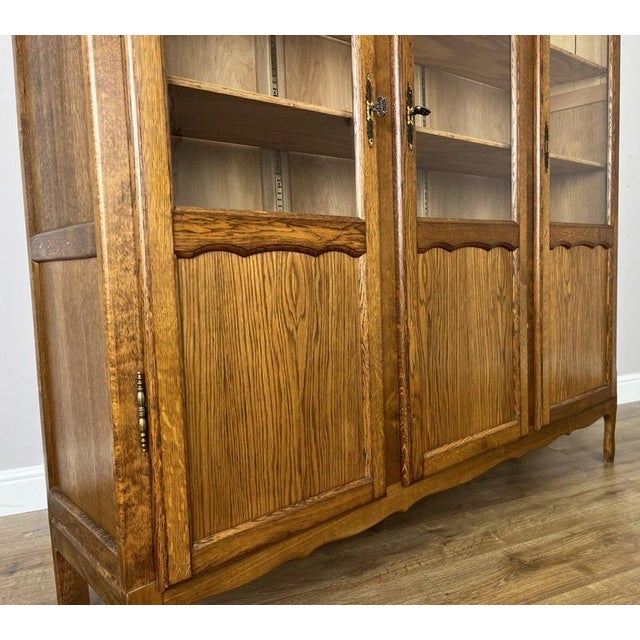 Vintage French Louis XIV Glazed Oak Display Cabinet For Sale - Image 6 of 11