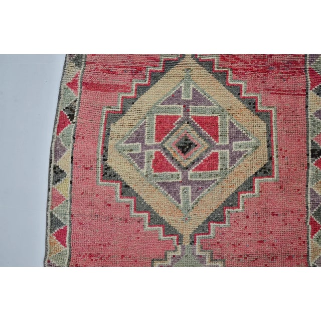 1950s Vintage Anatolian Wool Runner, Hand-Woven Rug With Vibrant Pink and Geometric Motifs For Sale - Image 5 of 10