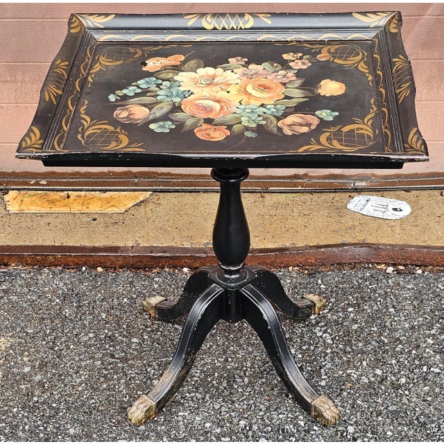 Traditional 19th-Century Georgian Style Hand-Painted Tilt-Top Tray Tea Table For Sale - Image 3 of 8