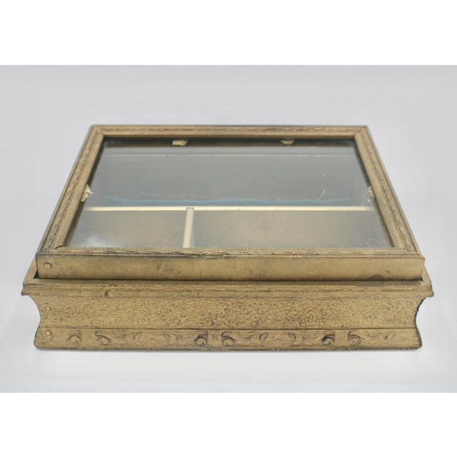 Antique French Golden Gilt Wooden Keepsake Box With Glass Lid For Sale - Image 11 of 12