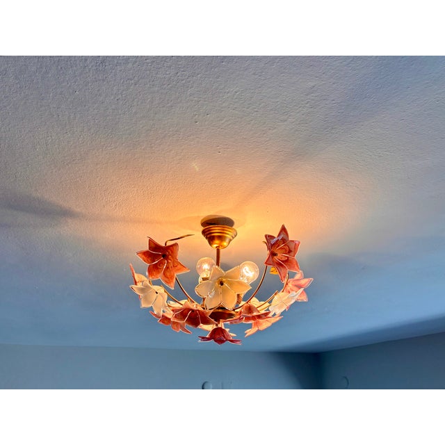 1970s Italian Murano Style Hand-Blown Original Pink and White Daisy Glass Flush Mount Chandelier (42x30 Cm)⁠ For Sale - Image 17 of 17