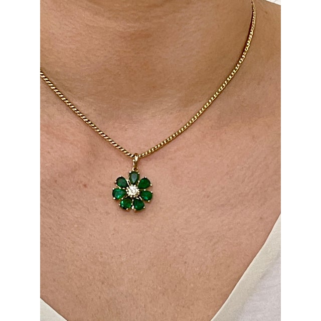 2010s Emerald and Solitaire Diamonds Flower Pendant Necklace 14 Karat Yellow Gold For Sale - Image 5 of 18