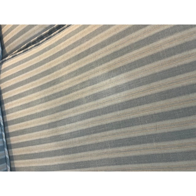 Cushman of Vermont 1940s Paddle Arm Cushman Colonial Creations Sofa For Sale - Image 4 of 12