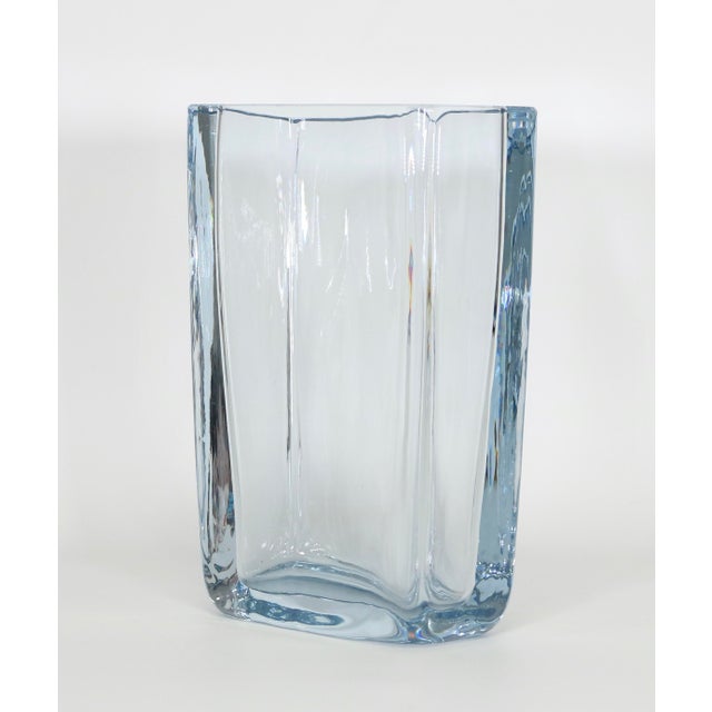 Mid-Century Modern 1950s Tall Strömbergshyttan Swedish Modern Glass Vase For Sale - Image 3 of 8