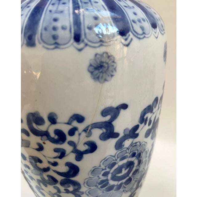 Porcelain Blue & White Traditional Chinoiserie Chinese Hand-Painted Table Lamps - A Pair For Sale - Image 9 of 9