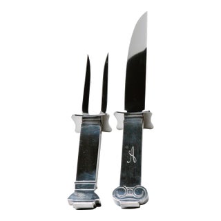 1980s Swid Powell Robert Venturi Reed Barton Silver Plated Monogramed Carving Knife Fork Set- A Pair For Sale