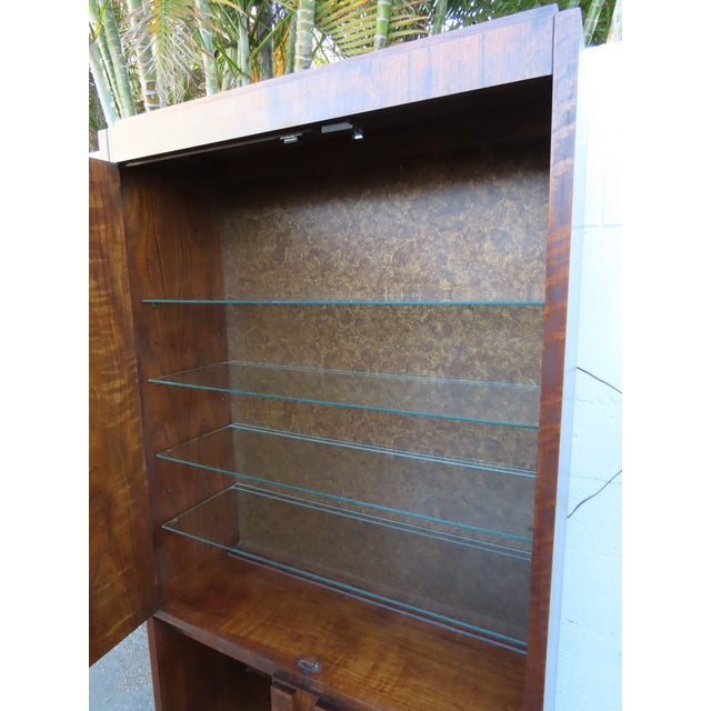Mid 20th Century Brutalist Lane Mid Century Modern Bookshelf Display China Cabinet 6303 For Sale - Image 5 of 13