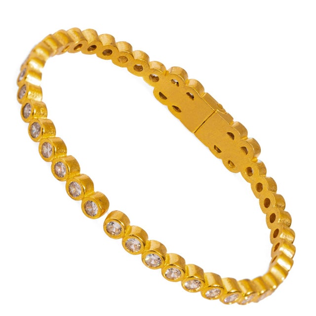 2020s Diamond & Gold Dainty Bangle Bracelet For Sale - Image 5 of 6